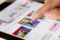 Reading a magazine online