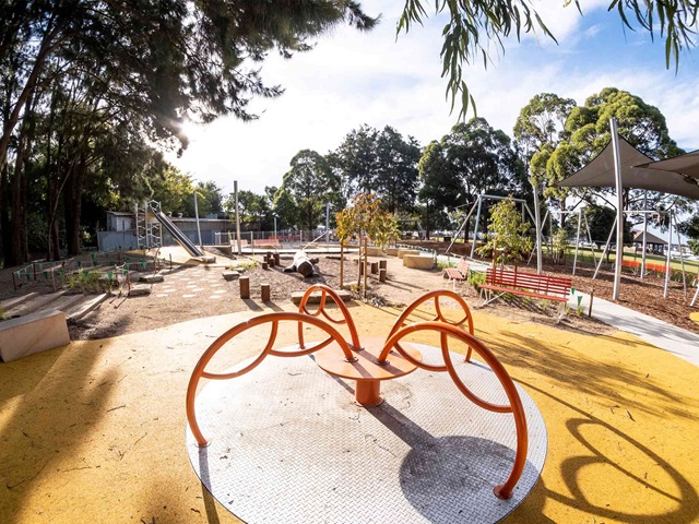 Play equipment at Federal park Playground