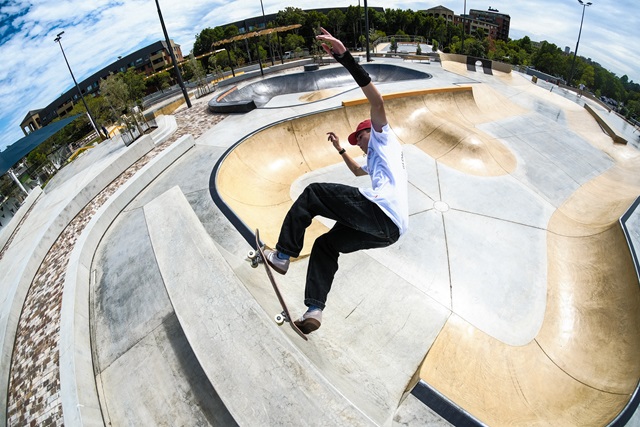 A skater on the public flow bowl at Sydney skate park.